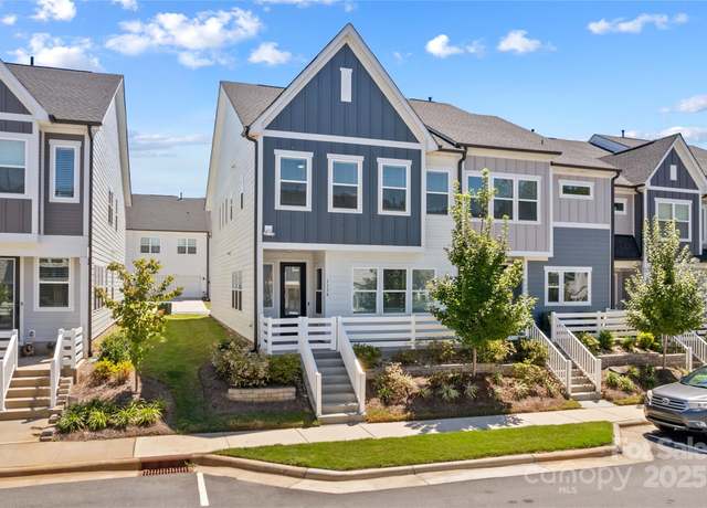 Property at 113 Isleworth Ave Unit A, Mooresville, NC 28117, 4 beds, 2.5 baths