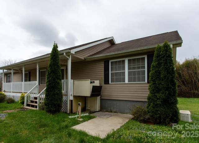 Property at 293 Gap Creek Rd, Fletcher, NC 28732, 3 beds, 2 baths