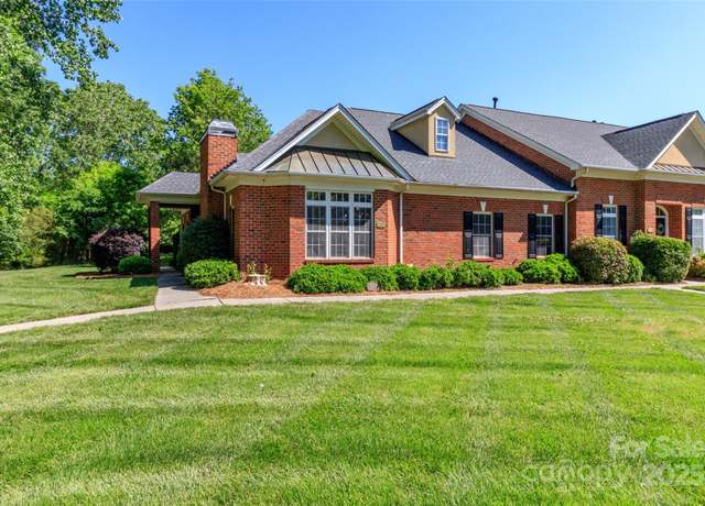 Property at 532 Wilmslow Rd, Rock Hill, SC 29730, 3 beds, 2 baths