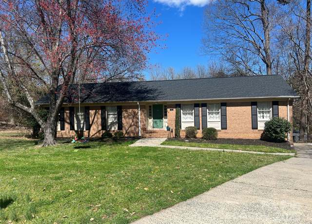 Property at 100 Chadmore Dr, Charlotte, NC 28270, 4 beds, 3 baths