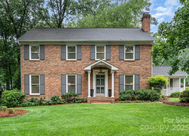 Property at 1209 Alfred St, Charlotte, NC 28211, 4 beds, 2.5 baths