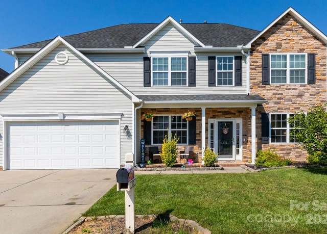Property at 172 Roanoke Rd, Fletcher, NC 28732, 4 beds, 2.5 baths