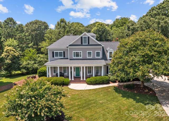 Property at 110 Lynbrook Dr, Davidson, NC 28036, 5 beds, 4 baths