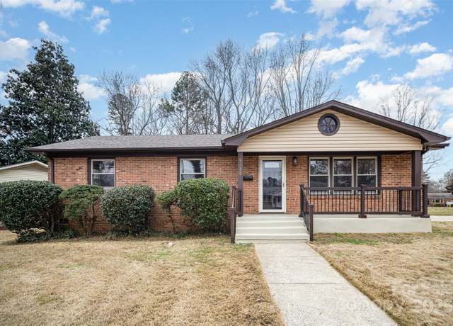 Property at 5310 Myrica Ln, Charlotte, NC 28213, 4 beds, 2 baths