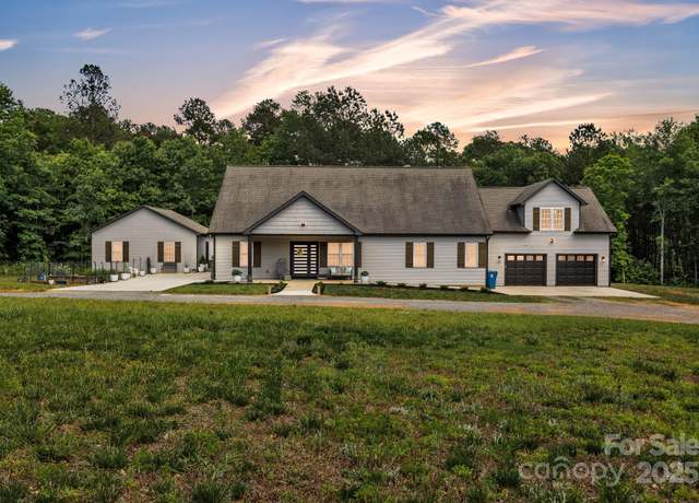 Property at 5262 Mckenzie Trl, Conover, NC 28613, 4 beds, 5 baths