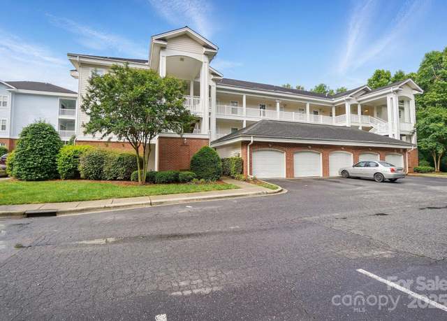 Property at 8731 Coralbell Ln, Charlotte, NC 28213, 2 beds, 2 baths