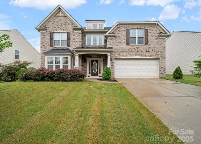 Property at 3954 Kestrel Ln, Fort Mill, SC 29707, 4 beds, 2.5 baths