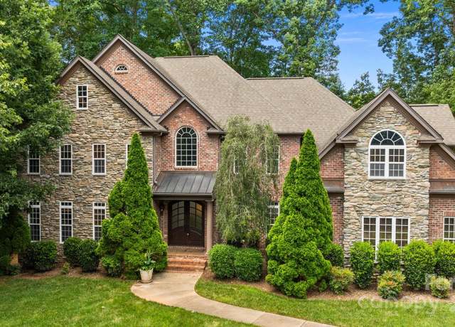 Property at 6565 Robin Hollow Dr, Mint Hill, NC 28227, 5 beds, 3.5 baths