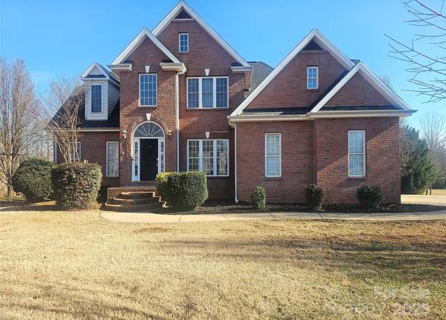 Property at 159 S Gibbs Rd, Mooresville, NC 28117, 4 beds, 3.5 baths