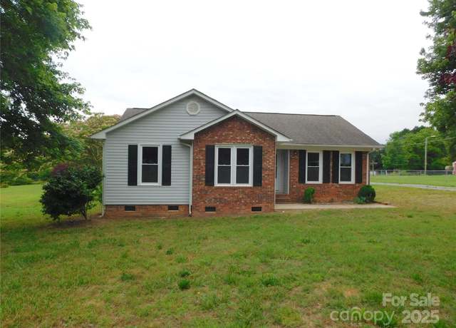Property at 3001 Austin Chaney Rd, Monroe, NC 28110, 3 beds, 2 baths