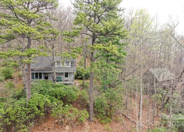 Property at 40 Tagalong Ln, Black Mountain, NC 28711, 2 beds, 1.5 baths