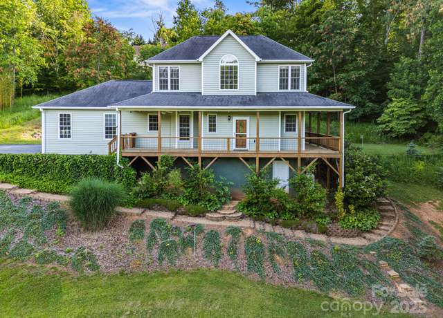 Property at 109 Southwoods Dr, Weaverville, NC 28787, 3 beds, 2.5 baths