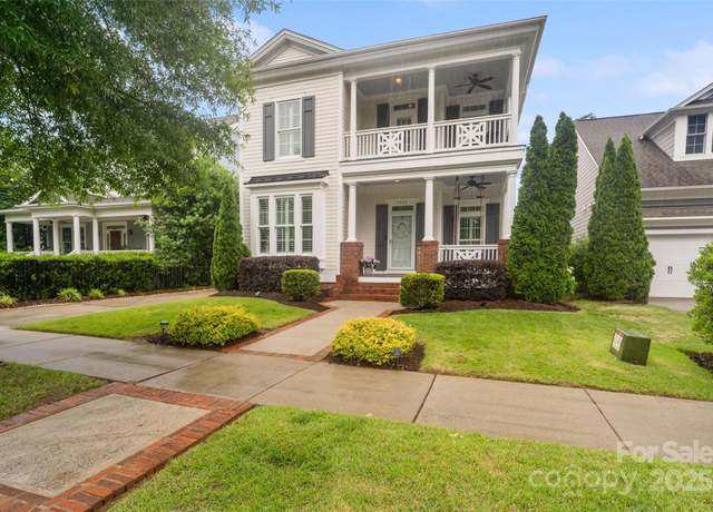 Property at 5663 Morris Hunt Dr, Fort Mill, SC 29708, 4 beds, 3.5 baths