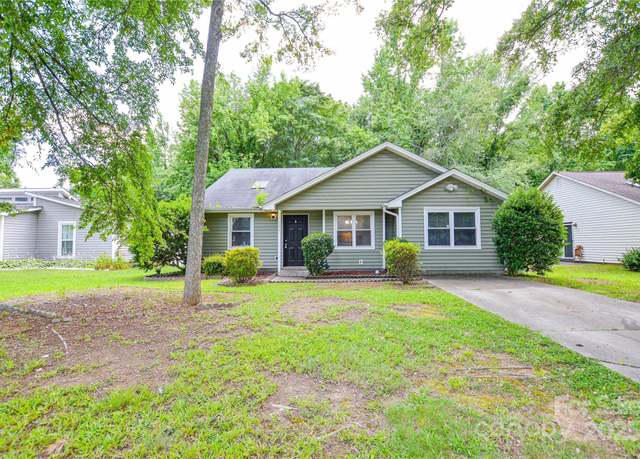 Property at 5424 Amado St, Charlotte, NC 28215, 3 beds, 1 bath
