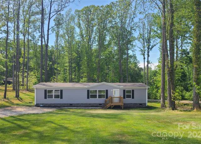 Property at 1128 Bethesda Rd, Statesville, NC 28677, 2 beds, 2 baths