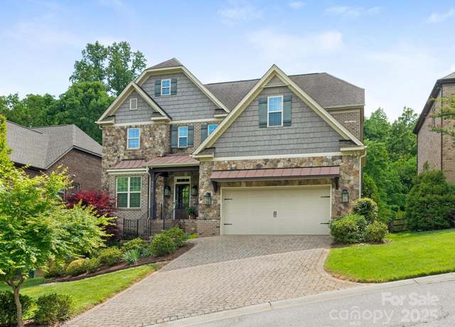 Property at 3725 Windbluff Dr, Charlotte, NC 28277, 4 beds, 3.5 baths