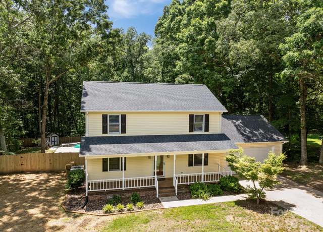 Property at 219 Proctor Dr, Salisbury, NC 28147, 3 beds, 2.5 baths