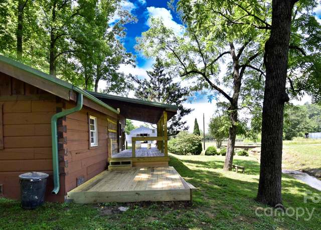 Property at 2967 Roby Martin Rd, Lenoir, NC 28645, 2 beds, 1 bath