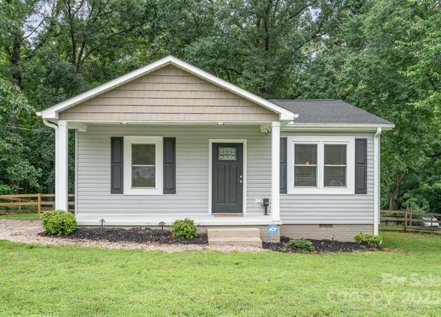 Property at 8107 Smith Rd, Kannapolis, NC 28081, 3 beds, 2 baths