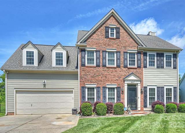 Property at 8417 Hirsch Dr, Charlotte, NC 28277, 4 beds, 2.5 baths