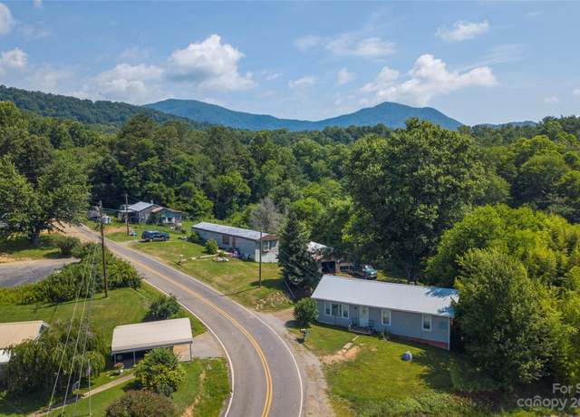 Property at 492, 518 and 524 Scruggs Cir, Canton, NC 28716, 4 beds, 2 baths