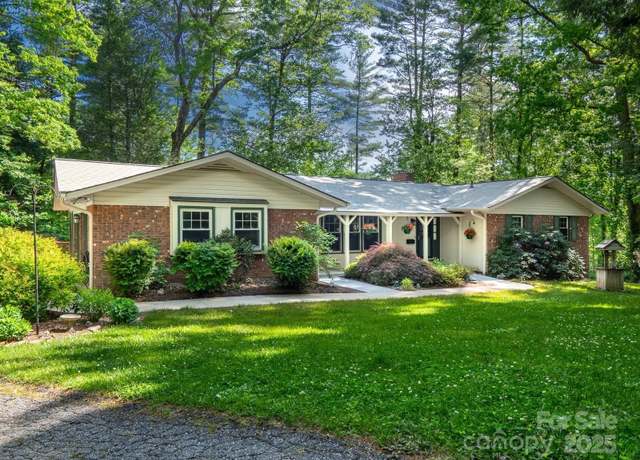 Property at 2622 Kanuga Pines Dr, Hendersonville, NC 28739, 2 beds, 2 baths