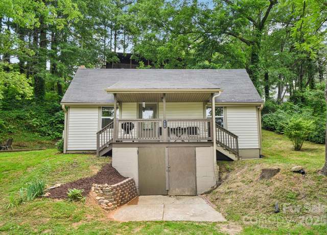 Property at 723 Richland Creek Rd, Clyde, NC 28721, 3 beds, 1.5 baths