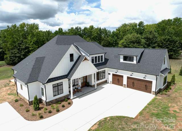 Property at 6511 Rehobeth Rd, Waxhaw, NC 28173, 4 beds, 3.5 baths