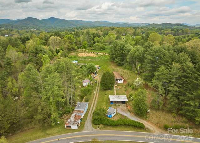 Property at 68 Upper White Oak Rd, Mars Hill, NC 28754, 3 beds, 1.5 baths