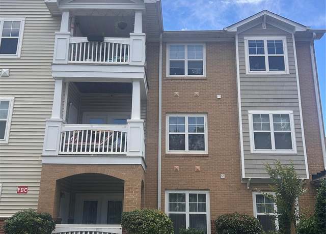 Property at 11863 Ridgeway Park Dr, Charlotte, NC 28277, 3 beds, 2 baths