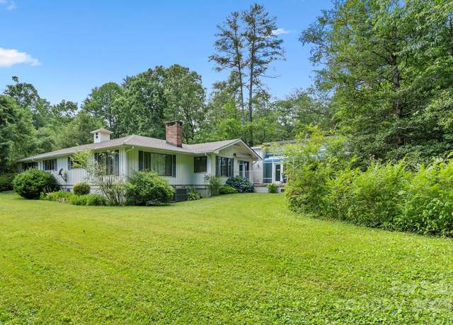 Property at 424 Brandon Rd, Hendersonville, NC 28739, 3 beds, 3 baths