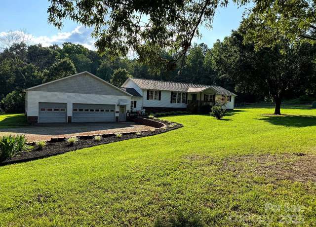 Property at 1116 Lewis Ferry Rd, Statesville, NC 28677, 3 beds, 2 baths