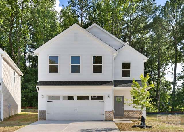 Property at 13534 Central Ave, Huntersville, NC 28078, 4 beds, 2.5 baths