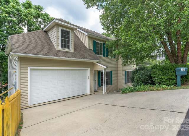 Property at 10 Village East Ct, Asheville, NC 28805, 4 beds, 2.5 baths
