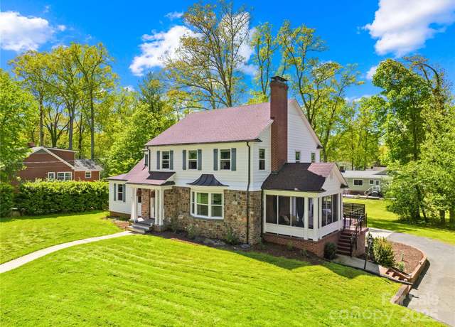 Property at 621 N 9th St, Albemarle, NC 28001, 4 beds, 4 baths