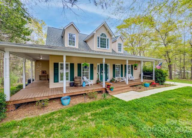Property at 2095 Westridge Dr, Rock Hill, SC 29732, 4 beds, 3 baths
