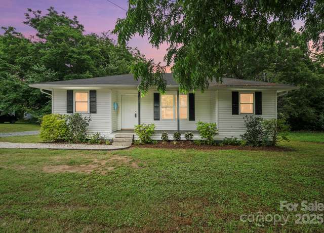 Property at 107 S Branch St, Monroe, NC 28112, 3 beds, 1 bath