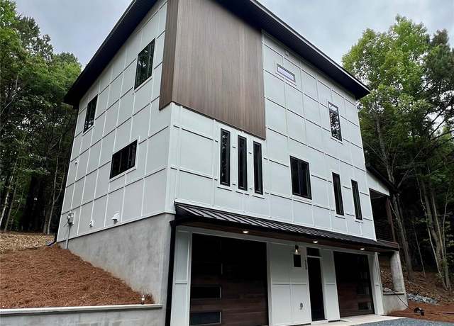 Property at 908 Apex Dr, Albemarle, NC 28001, 3 beds, 2.5 baths