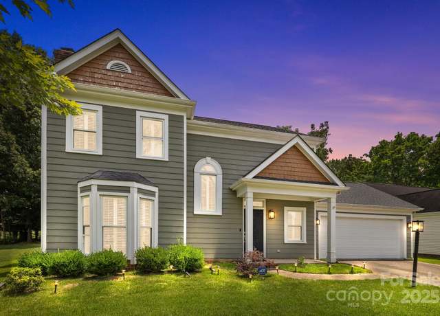Property at 9121 Four Acre Ct, Charlotte, NC 28210, 3 beds, 2.5 baths