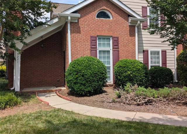 Property at 9221 N Vicksburg Park Ct, Charlotte, NC 28210, 3 beds, 2 baths