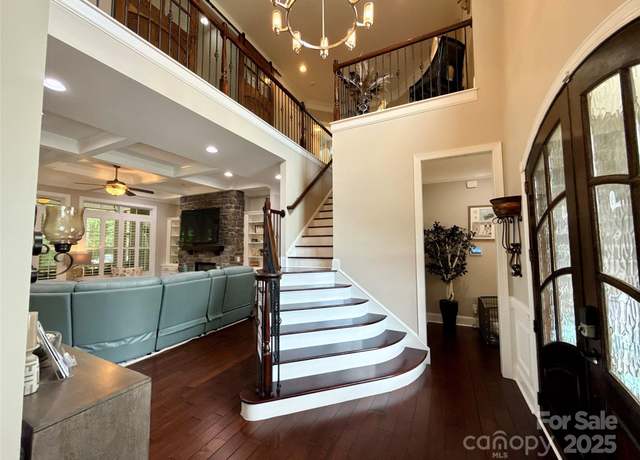 Property at 407 Blue Bay Ct, York, SC 29745, 4 beds, 4.5 baths