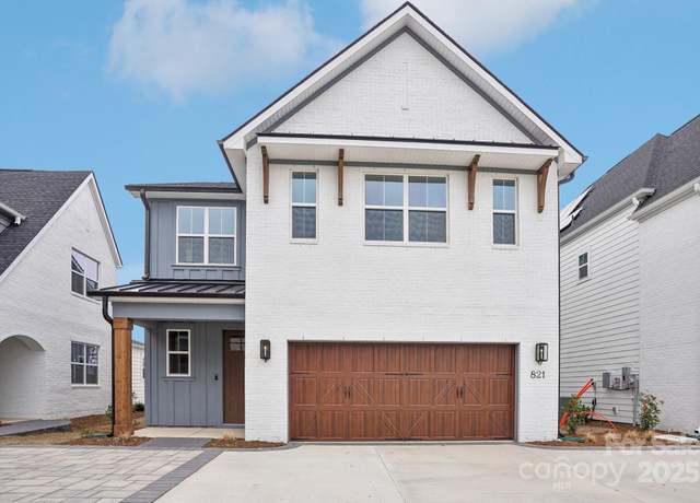 Property at 821 Terra Dr, Tega Cay, SC 29708, 3 beds, 2.5 baths