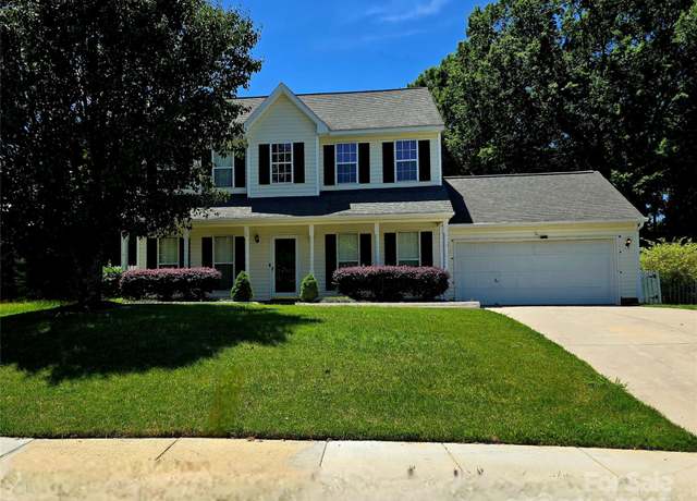 Property at 14922 Rolling Sky Dr, Charlotte, NC 28273, 3 beds, 2.5 baths
