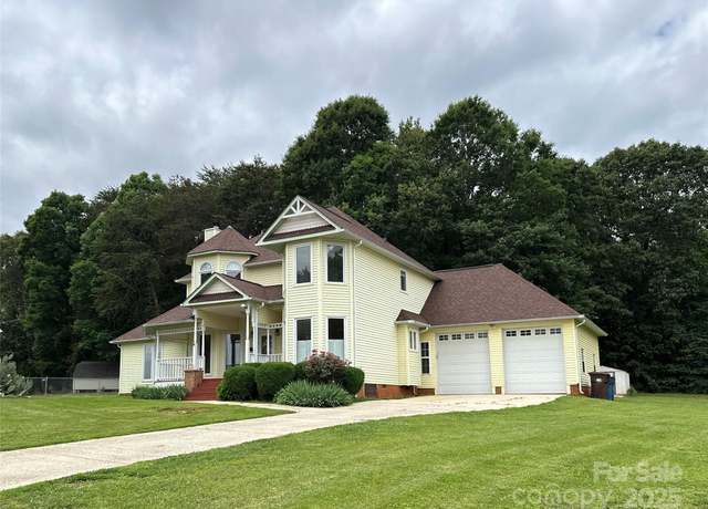Property at 4499 Briarcreek Rd, Maiden, NC 28650, 3 beds, 2.5 baths