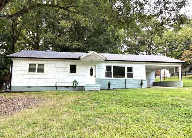 Property at 1806 Kingsley Dr, Albemarle, NC 28001, 3 beds, 1 bath