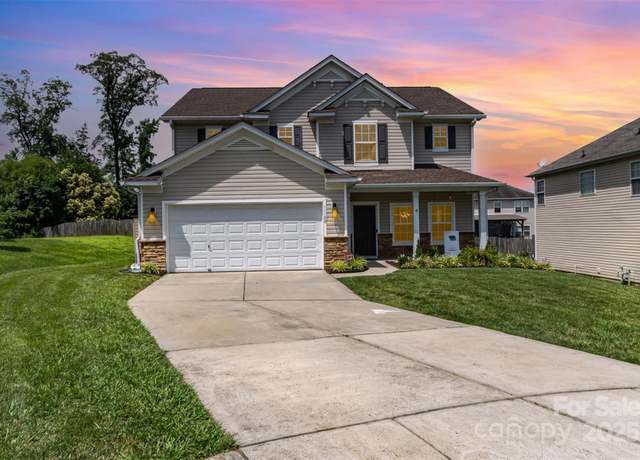 Property at 11109 Amur Ct, Charlotte, NC 28262, 3 beds, 2.5 baths