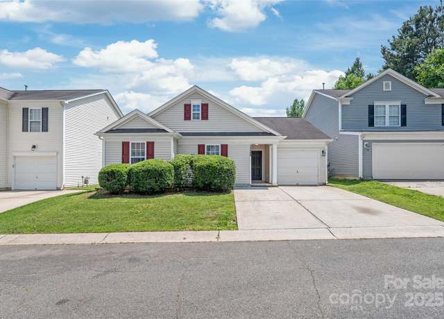 Property at 13408 Golden Apple Ct, Charlotte, NC 28215, 3 beds, 2 baths