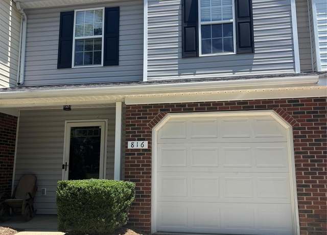 Property at 816 Pelican Bay Dr, Pineville, NC 28134, 2 beds, 2.5 baths
