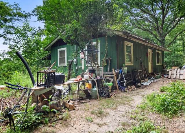 Property at 83 Lemon Tree Dr, Sylva, NC 28779, 2 beds, 1 bath