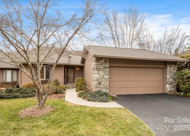 Property at 16 Ridgeview Dr, Asheville, NC 28804, 3 beds, 3 baths